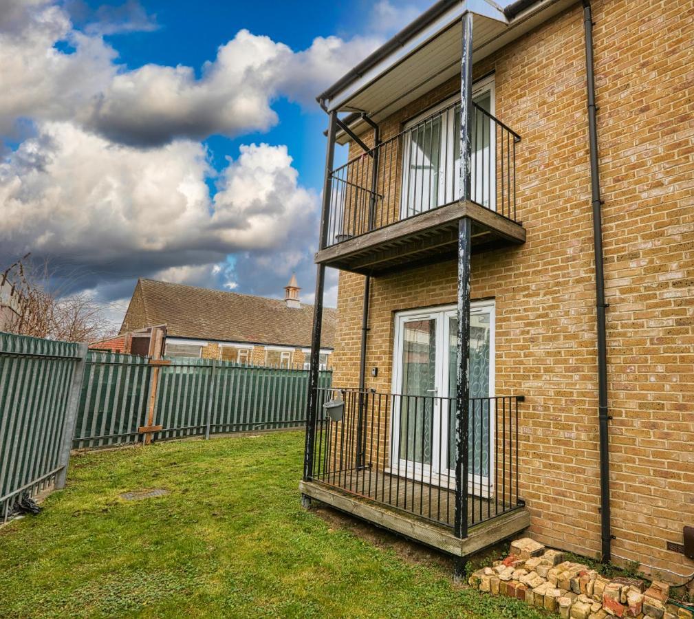 Surespring Apartment Erith Εξωτερικό φωτογραφία